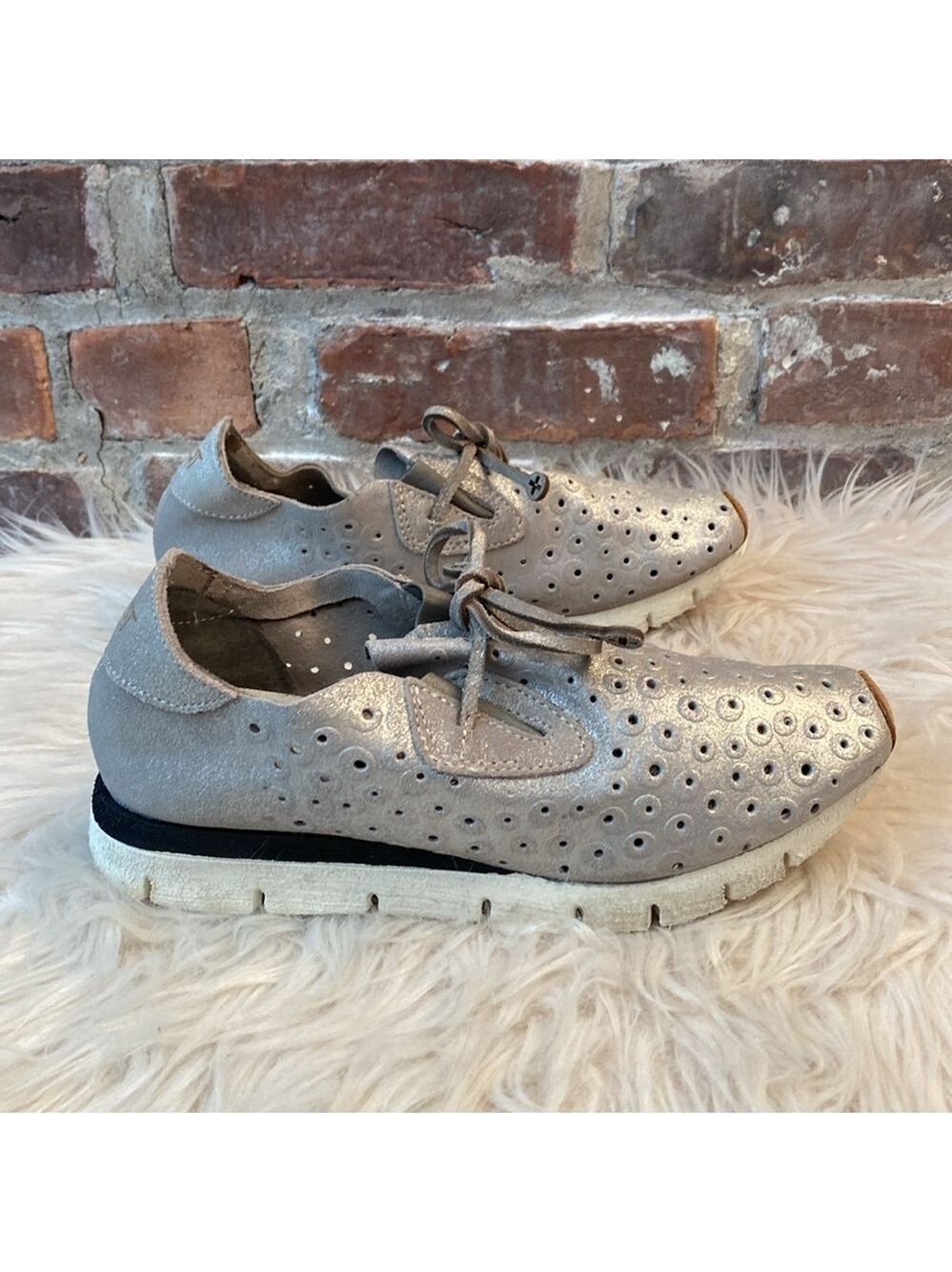 OTBT Metallic Silver Sneakers, Size 7.5M